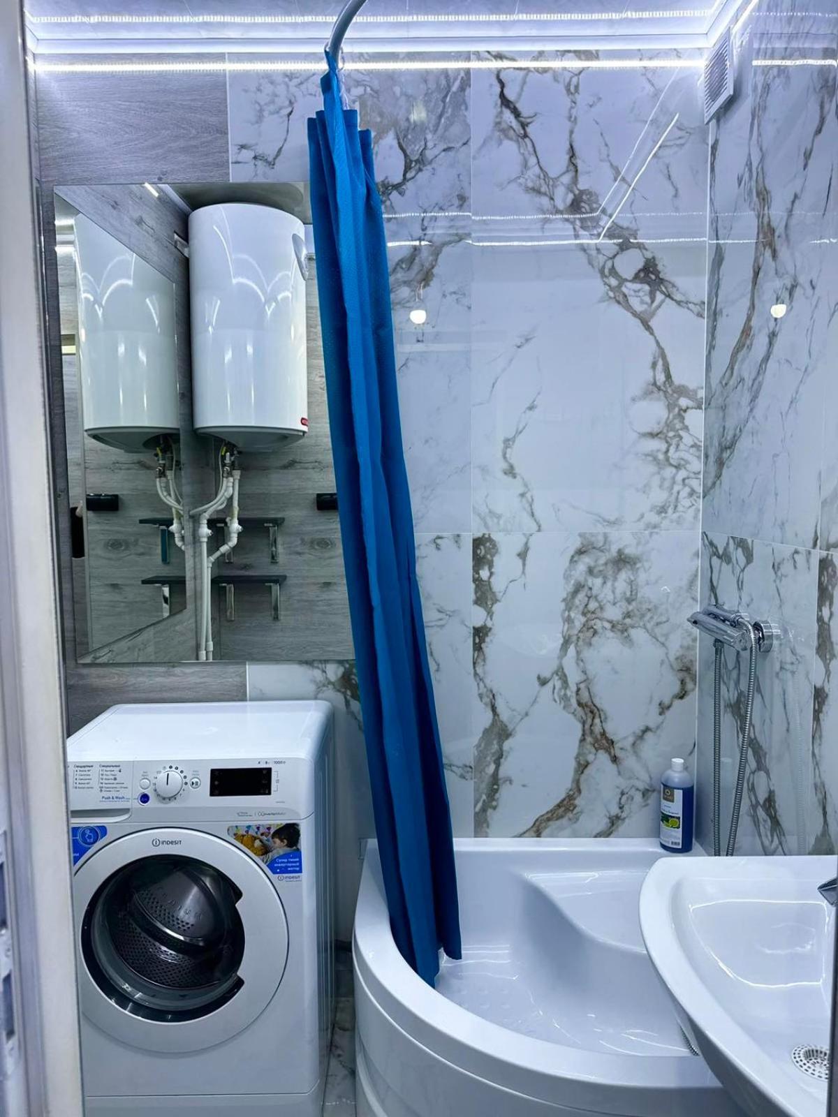 Cozy Good Apartment Chisinau Bagian luar foto