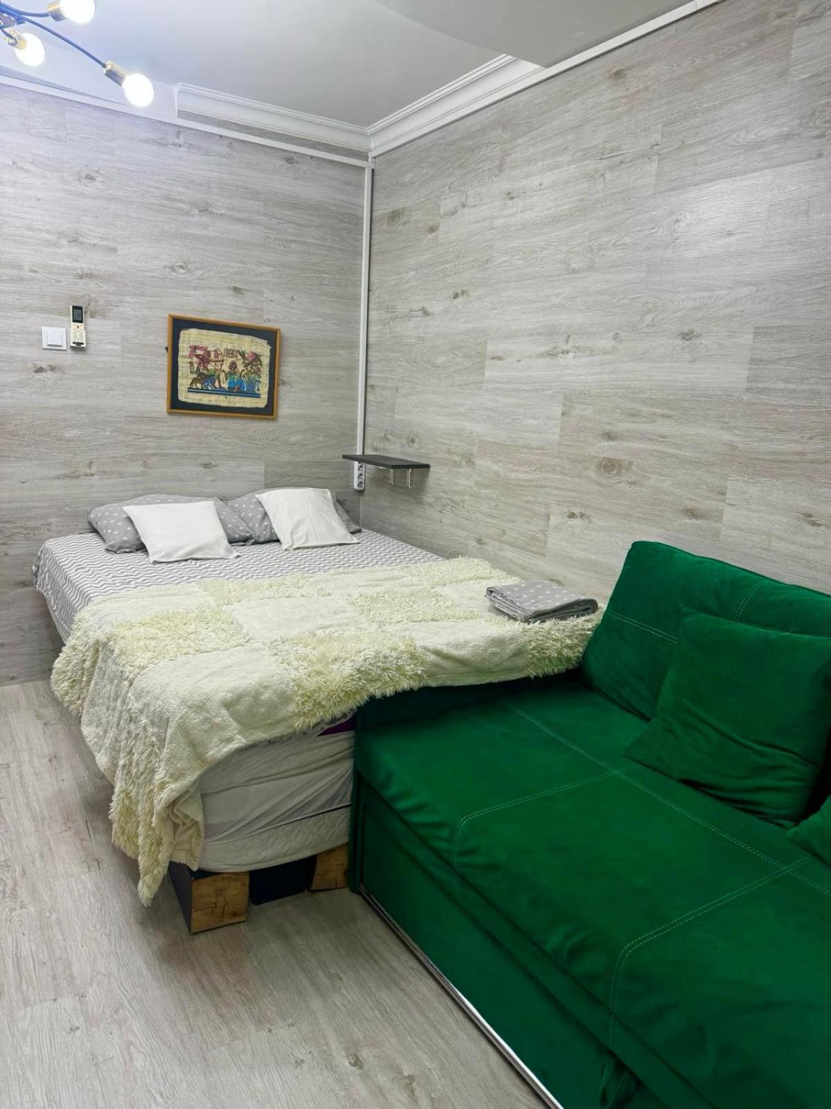 Cozy Good Apartment Chisinau Bagian luar foto