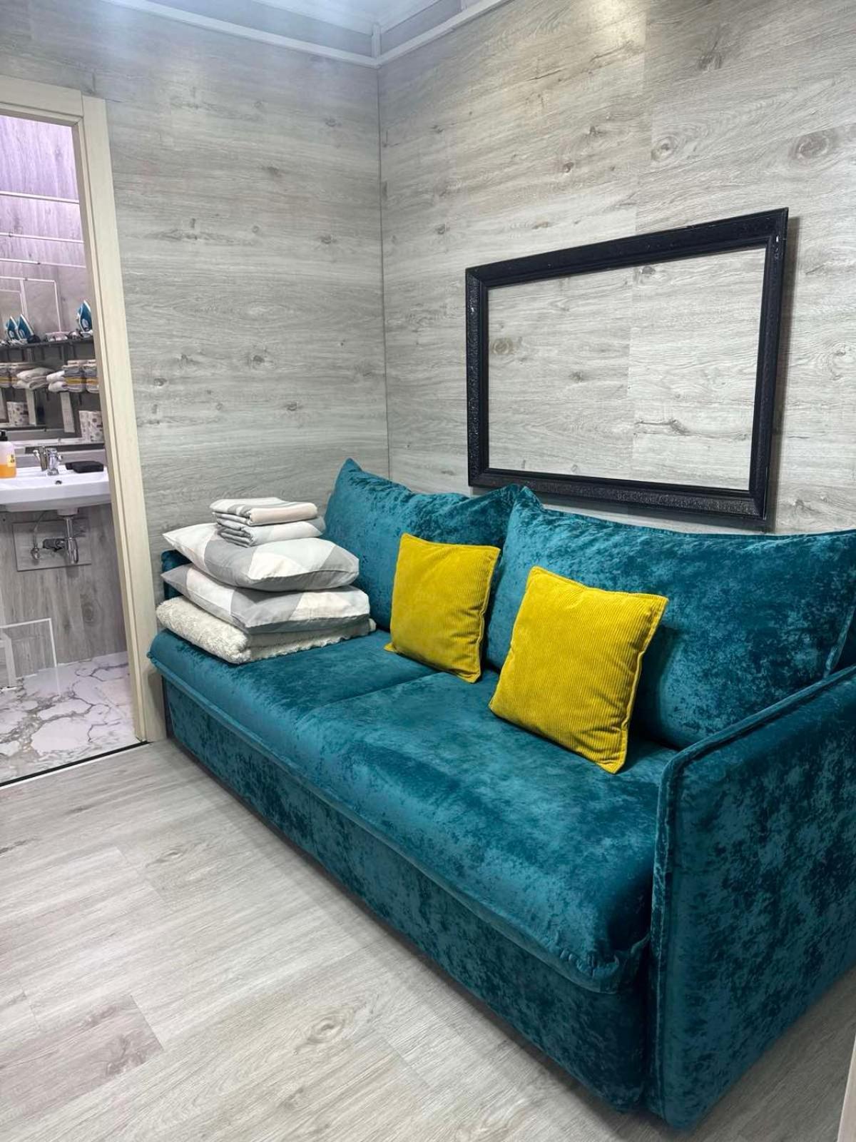 Cozy Good Apartment Chisinau Bagian luar foto