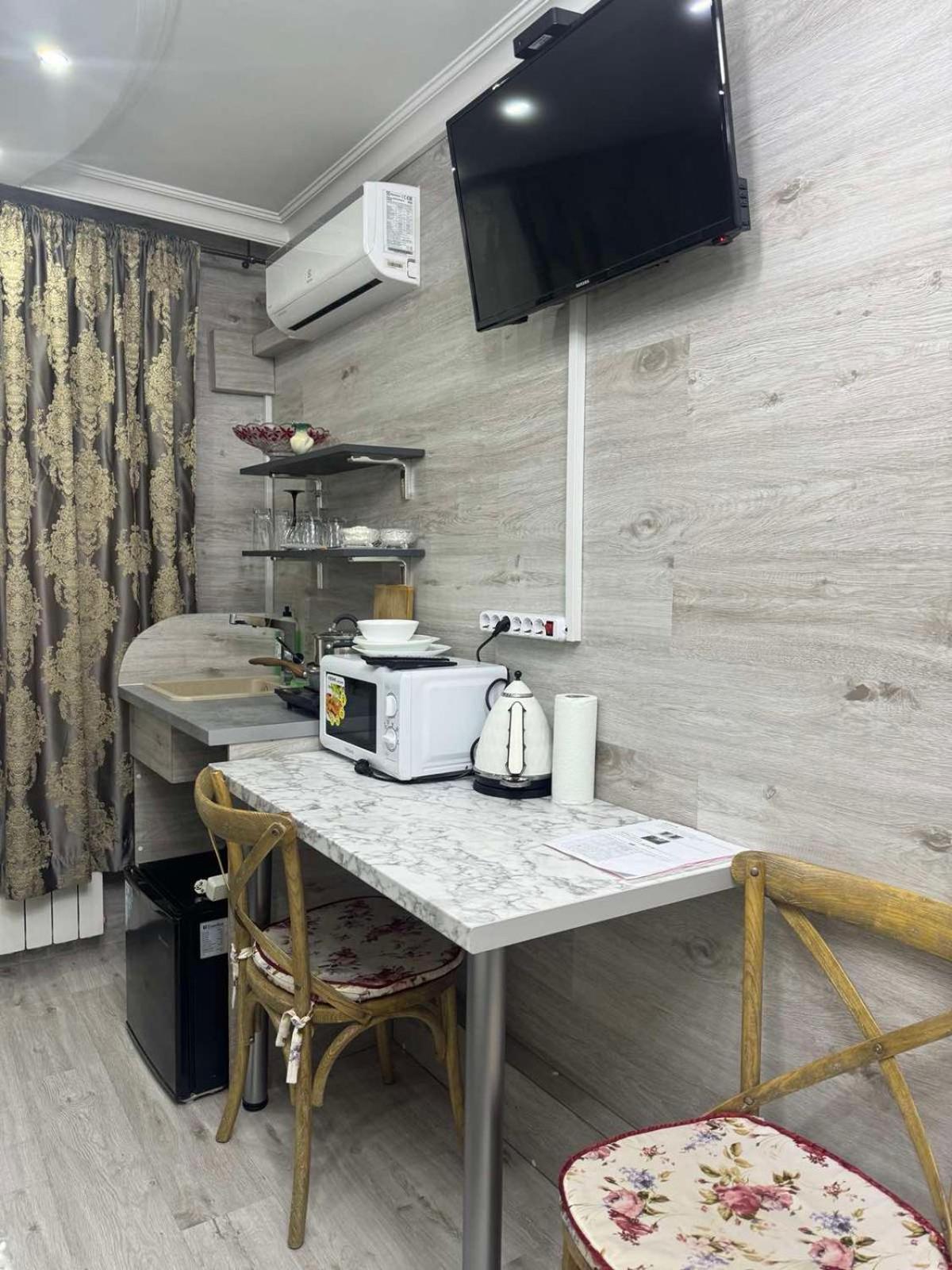 Cozy Good Apartment Chisinau Bagian luar foto